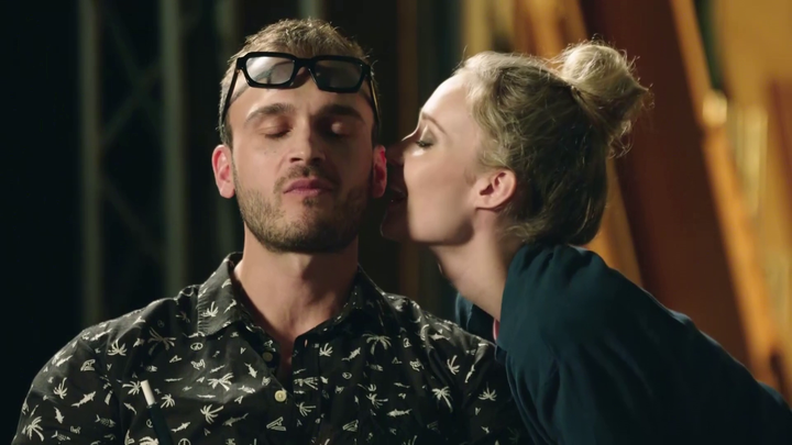 Osud - Bukowski a Simona